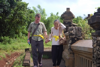 Leaving Ulu Watu, we may have lost the odd item but at least we're all intact