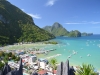 El Nido, nestled below cliffs