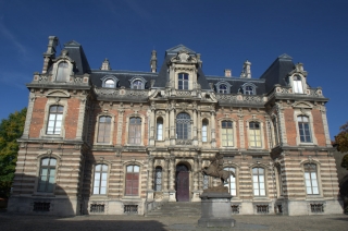 One of the modest little houses on Avenue de Champagne