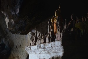 Pak Ou caves